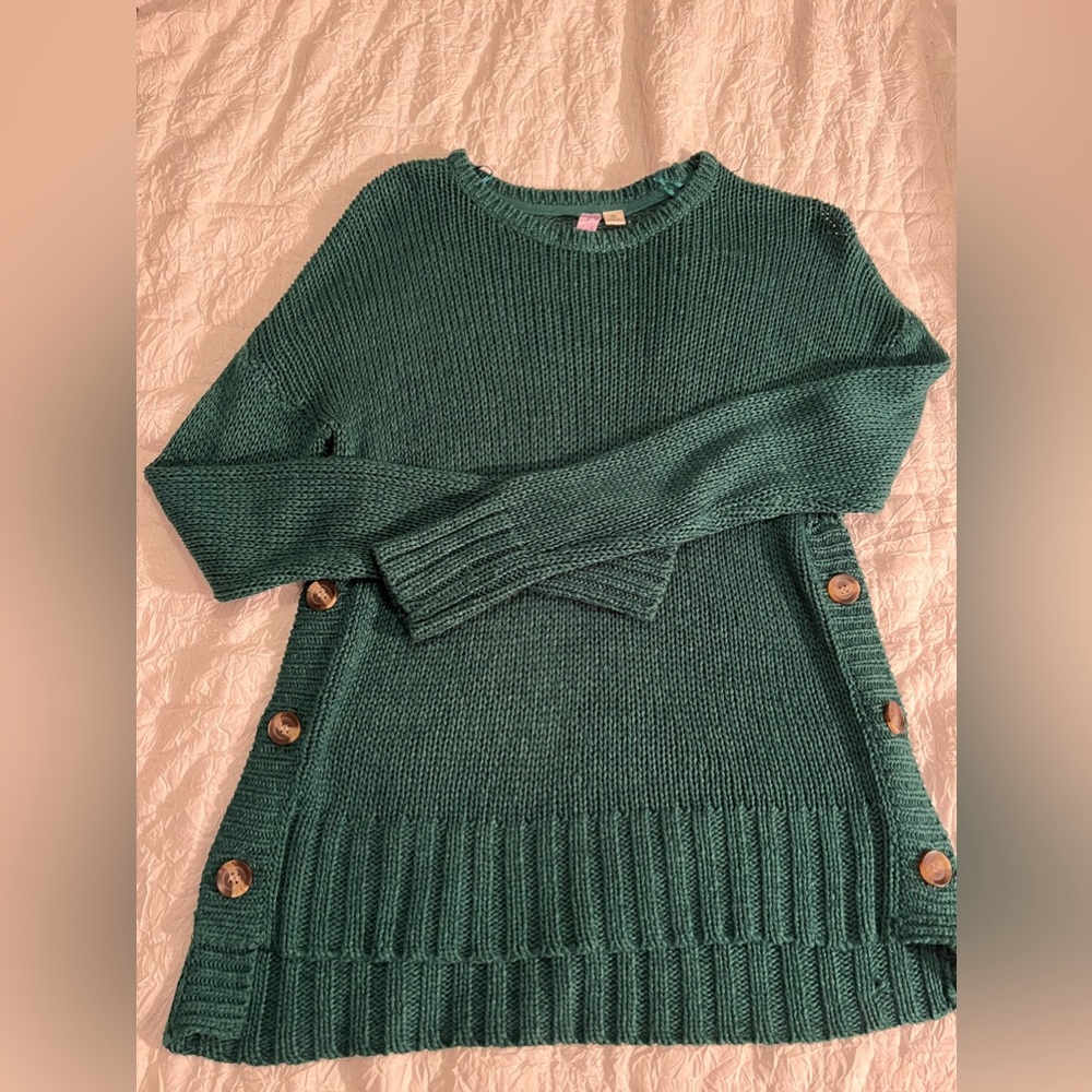 Alya- Francesca’s sweater top with buttons - Picture 2 of 3
